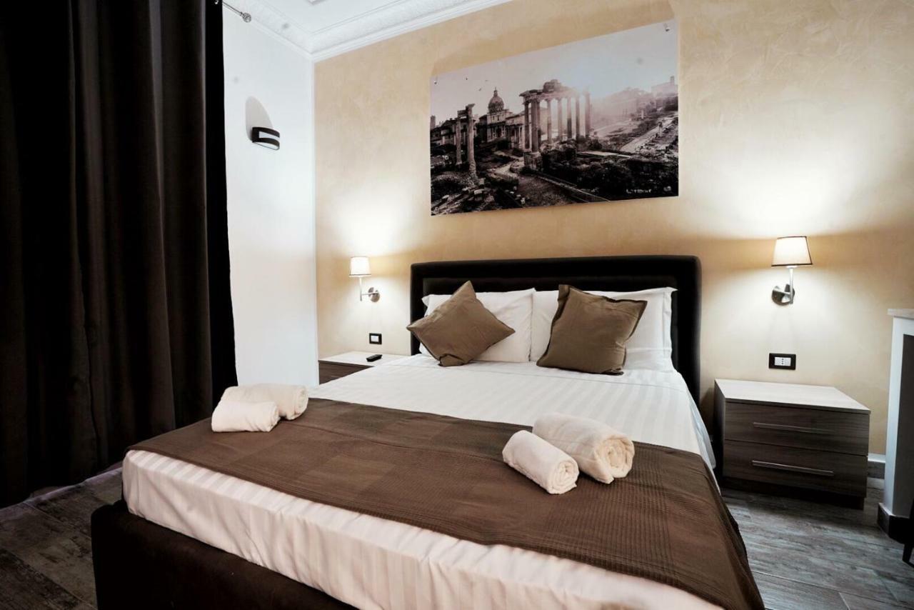 Noemi'S Rooms Guest House Рим Экстерьер фото